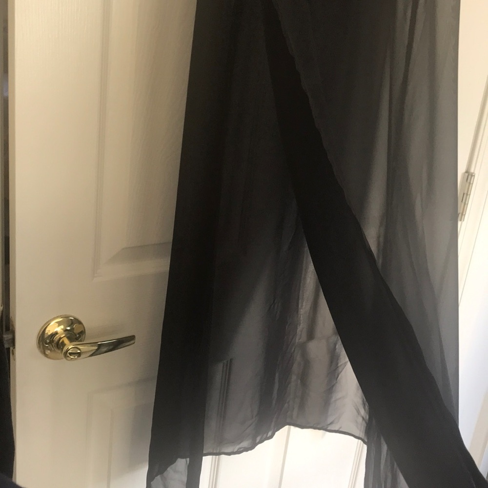 Top - Picture 3 of 4